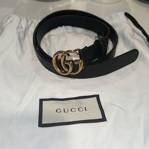 Gucci skinny leather belt 100% authentic